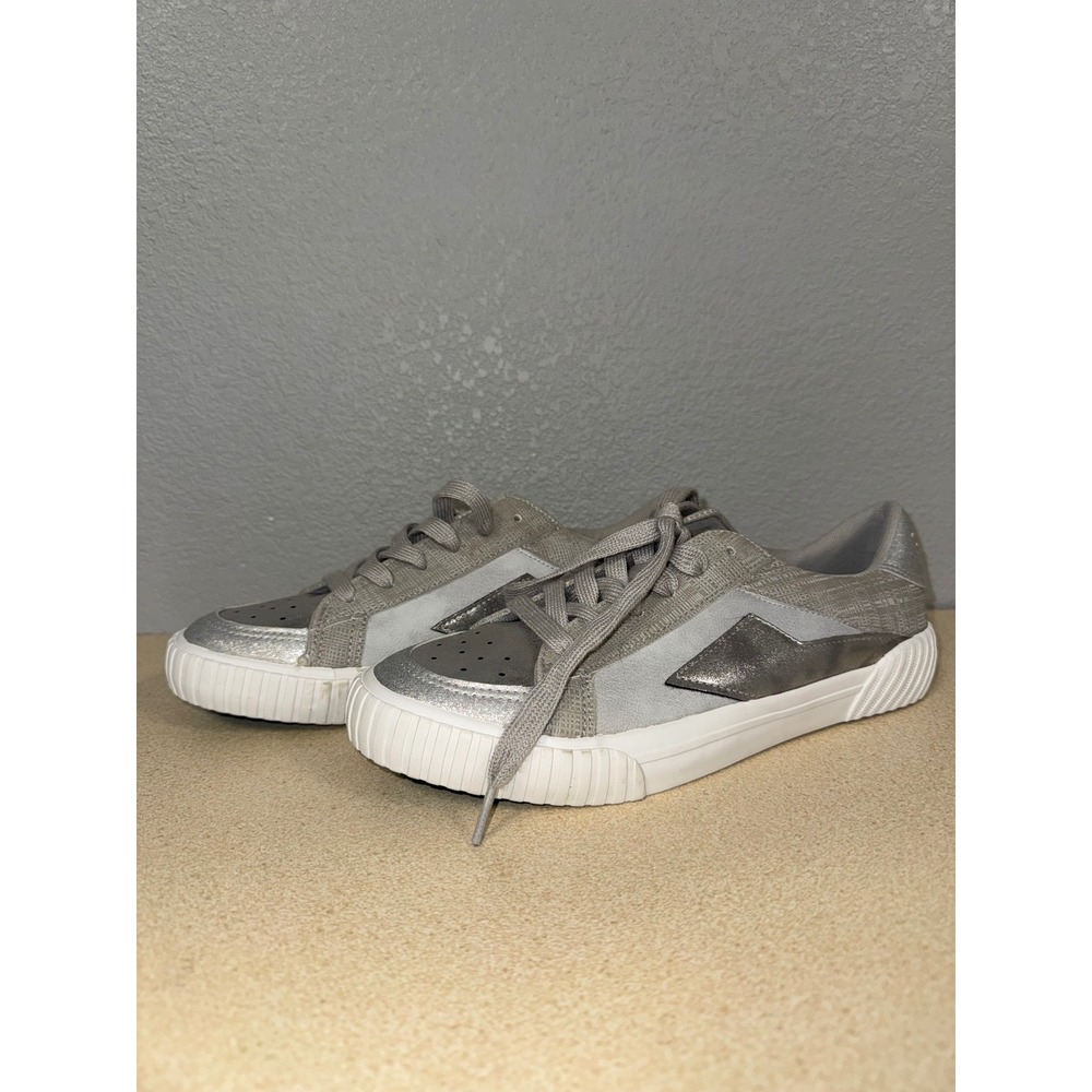 Blowfish Malibu Women's Gray Silver Metallic Star Lace Up Sneakers Size 10